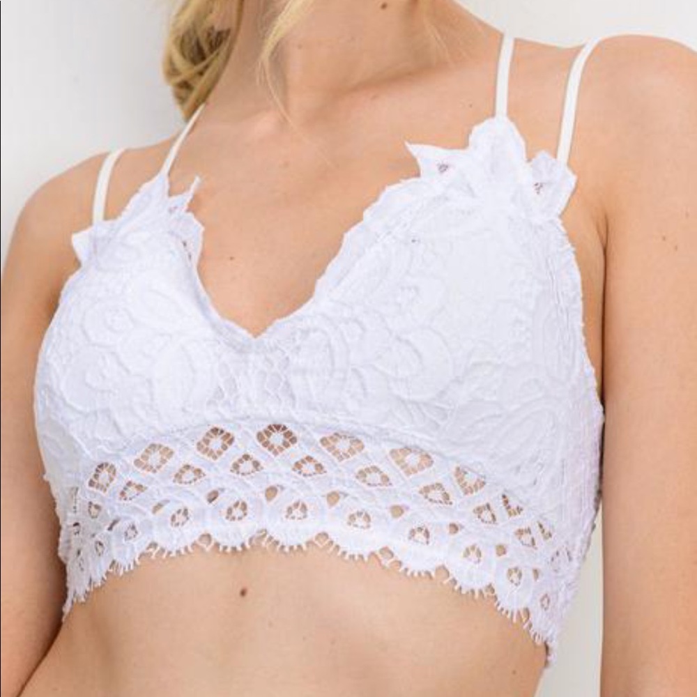 ✨NWT✨ Crochet Lace Bralette Top in White